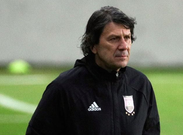 Szász Ferenc kupadöntőbe és bajnoki bronzéremre vezette az Astrát (Fotó: Török Attila)